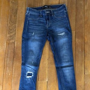 Mid rise light wash jeans